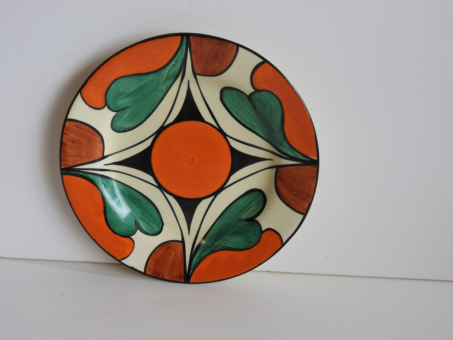 Clarice Cliff Bizarre Double V Plate